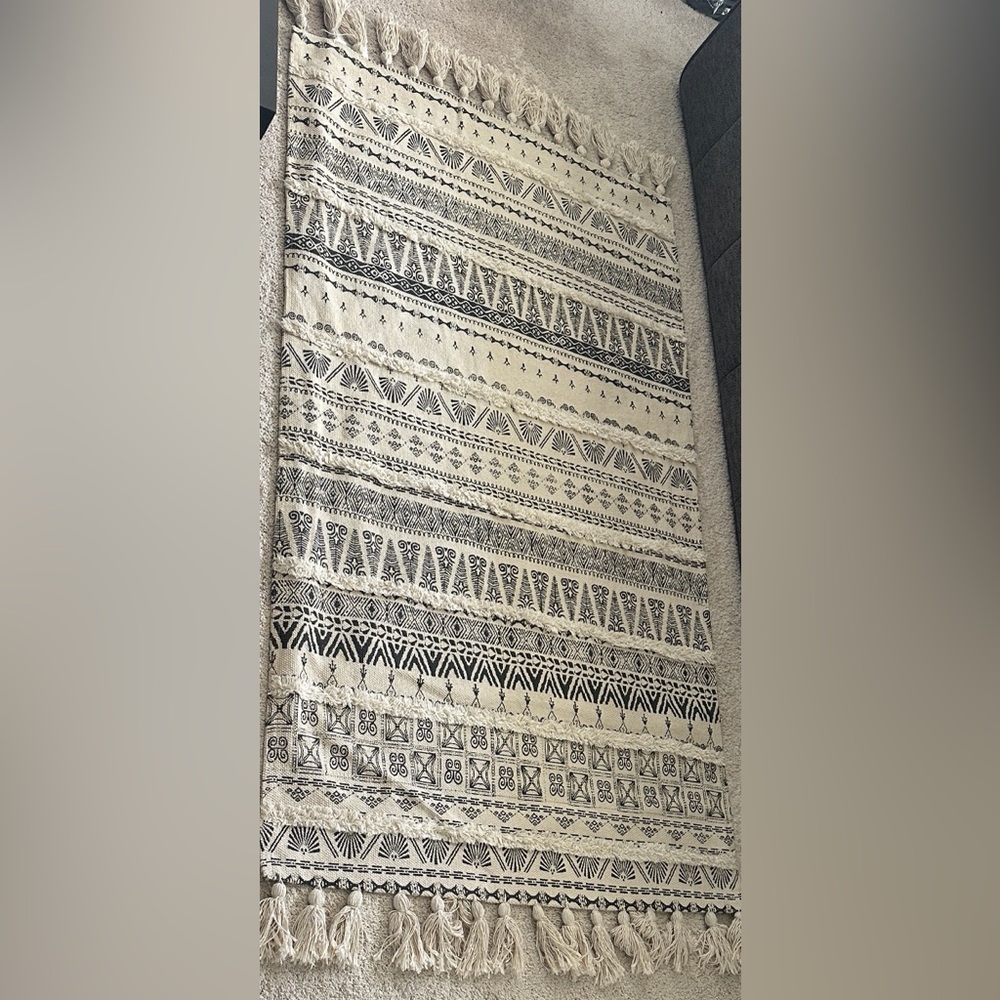 Artisan Rug 3’X5’